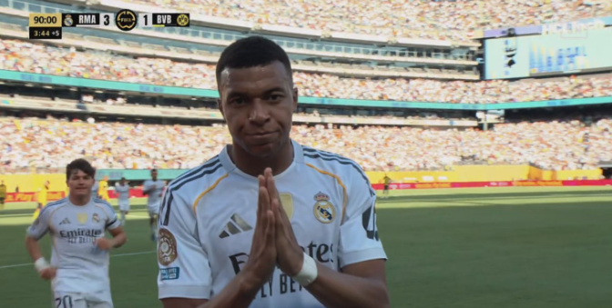 爱游戏中国-姆巴佩爆冷击败巴黎圣日耳曼，战术调整引爆全场！-爱游戏中国